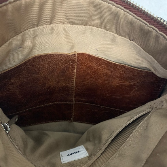 TANO Genuine Leather Crossbody Bag - Picture 6 of 8
